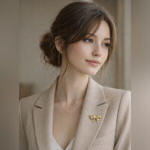 Vintage Filigree Gold Plate Bow Brooch 🎀